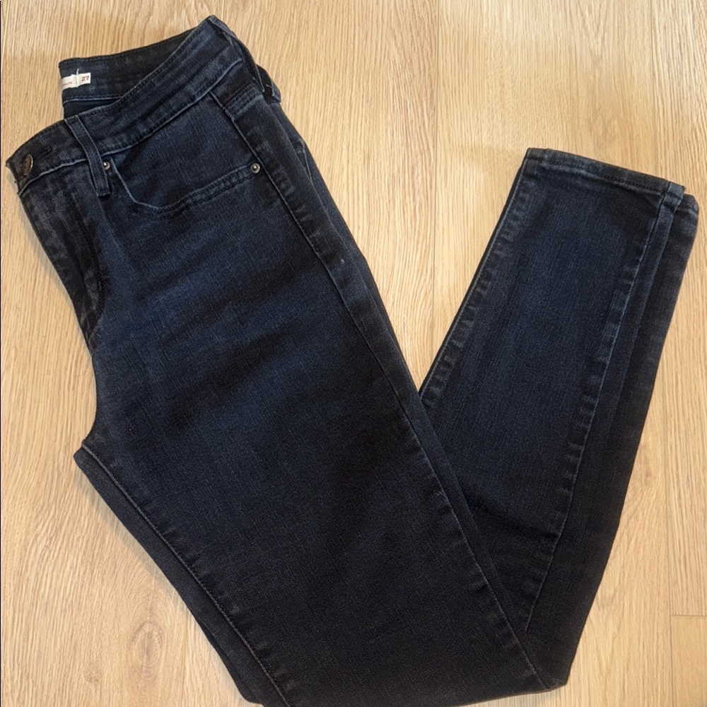 Levi's 721 Skinny Jeans